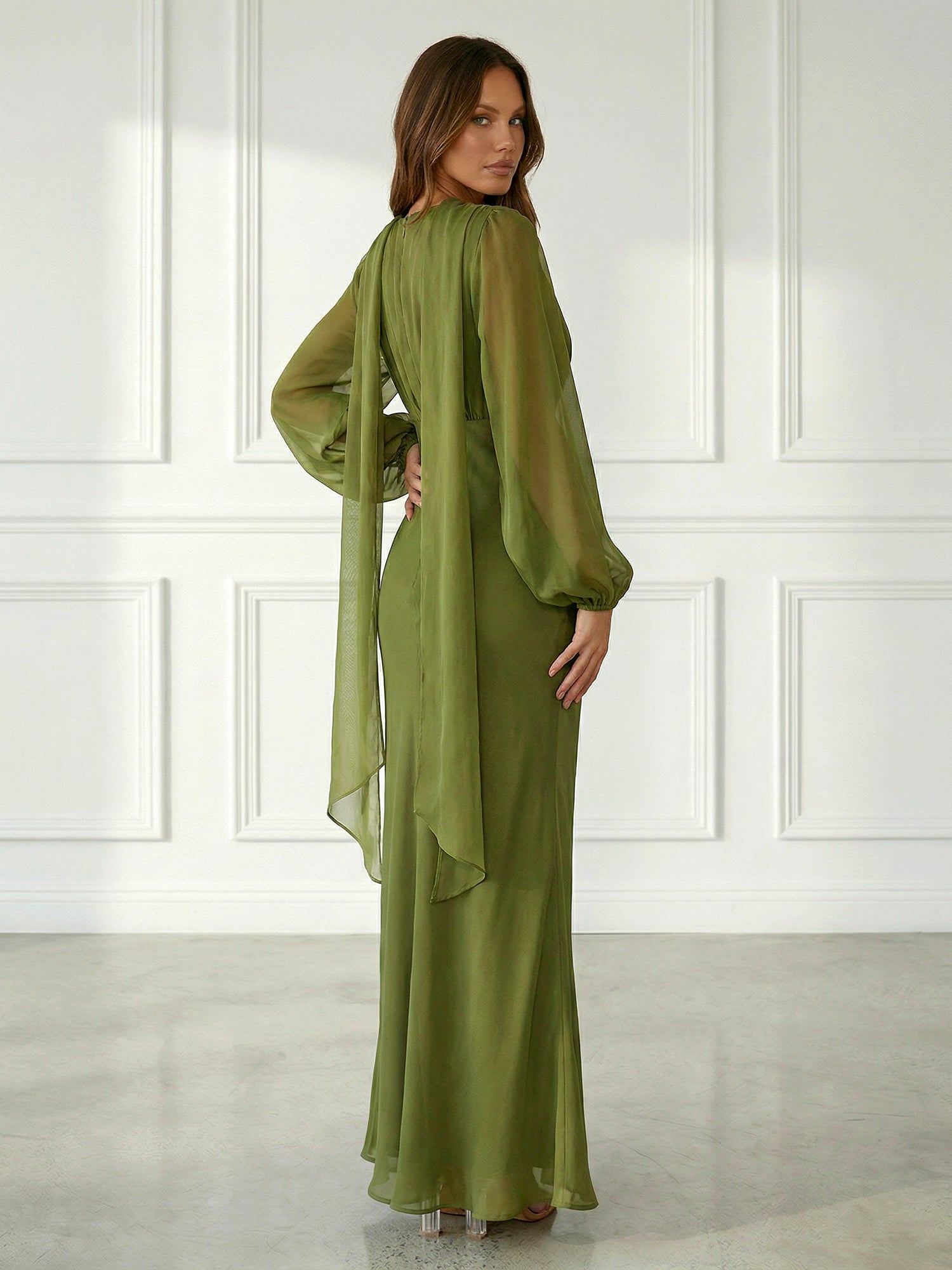 Green Long Sleeves Mermaid Chiffon Maxi Dress with Belt