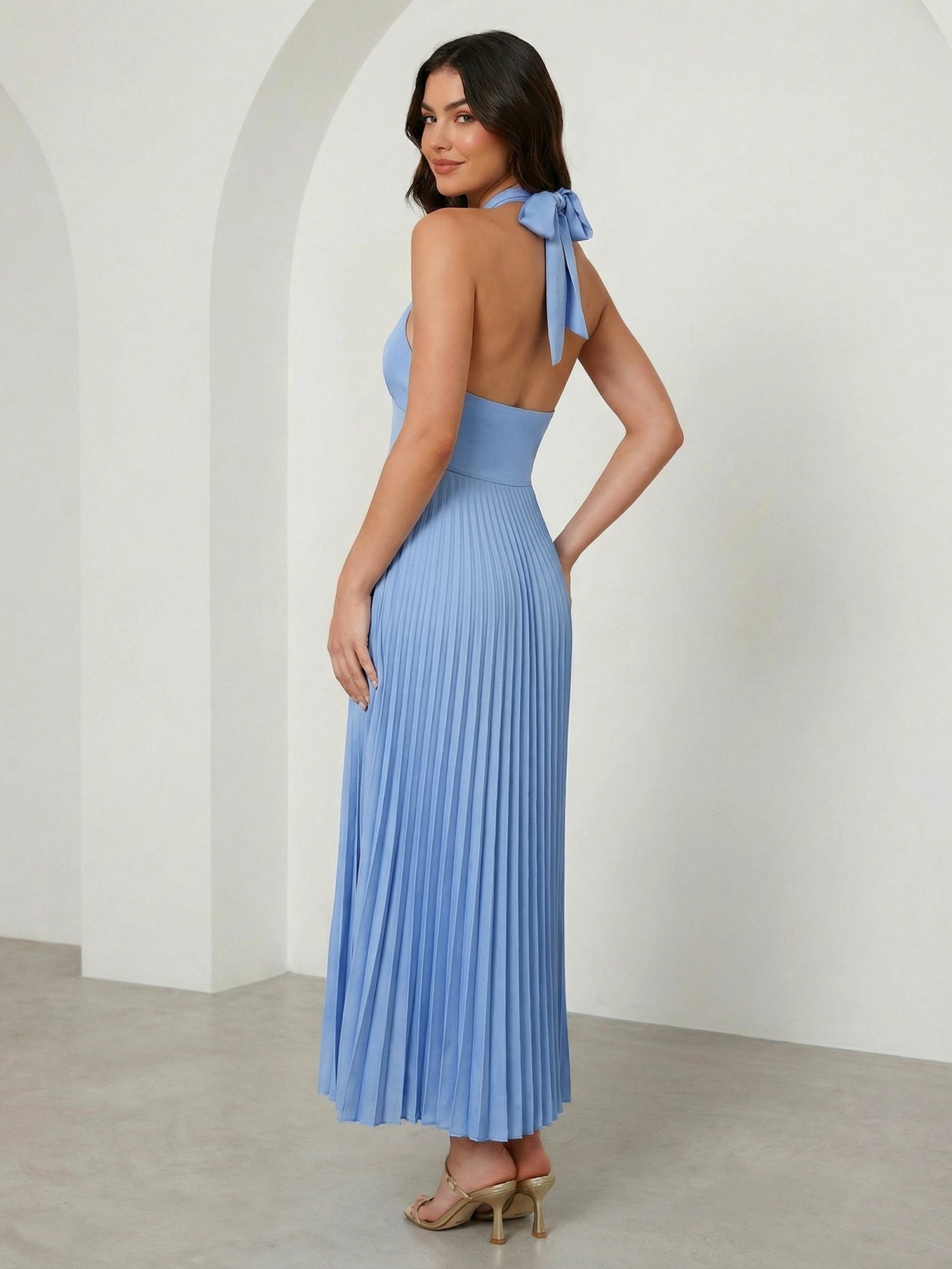 Blue Halter Neck Mermaid Chiffon Maxi Dress with Pleat