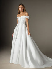 White A-Line Sweetheart Neckline Wedding Dress
