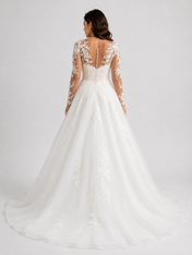 Elegant Floral Applique Tulle A-Line Wedding Dress with Sweep Train