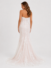 Elegant Strapless Sweetheart Lace Mermaid Wedding Dress with Chapel Train