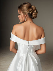 White A-Line Sweetheart Neckline Wedding Dress