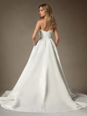 White A-Line Ball-Gown Strapless Satin Wedding Dress