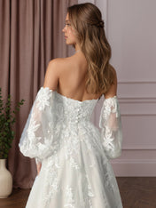 White Ball-Gown Strapless Lace Wedding Dress