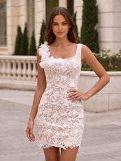 3D Floral Applique Square Neckline Lace Wedding Dress with Sheer Tulle Overlay