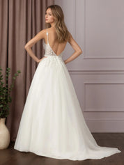 White A-Line V-Neck Sequins Sleeveless Tulle Sleeveless Dress