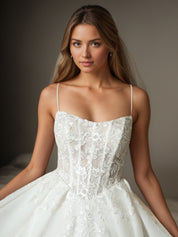 White Ball-Gown Strapless Lace Tulle Wedding Dress