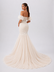 Elegant Off-the-Shoulder Detachable Puff Sleeve Lace Mermaid Wedding Dress with Chapel Train
