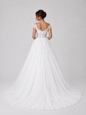 Elegant Cap Sleeve Lace Applique Tulle A-Line Wedding Dress with Chapel Train