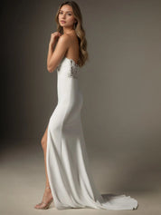 White Trumpet/Mermaid V-Neck Stretch Crepe Wedding Dress