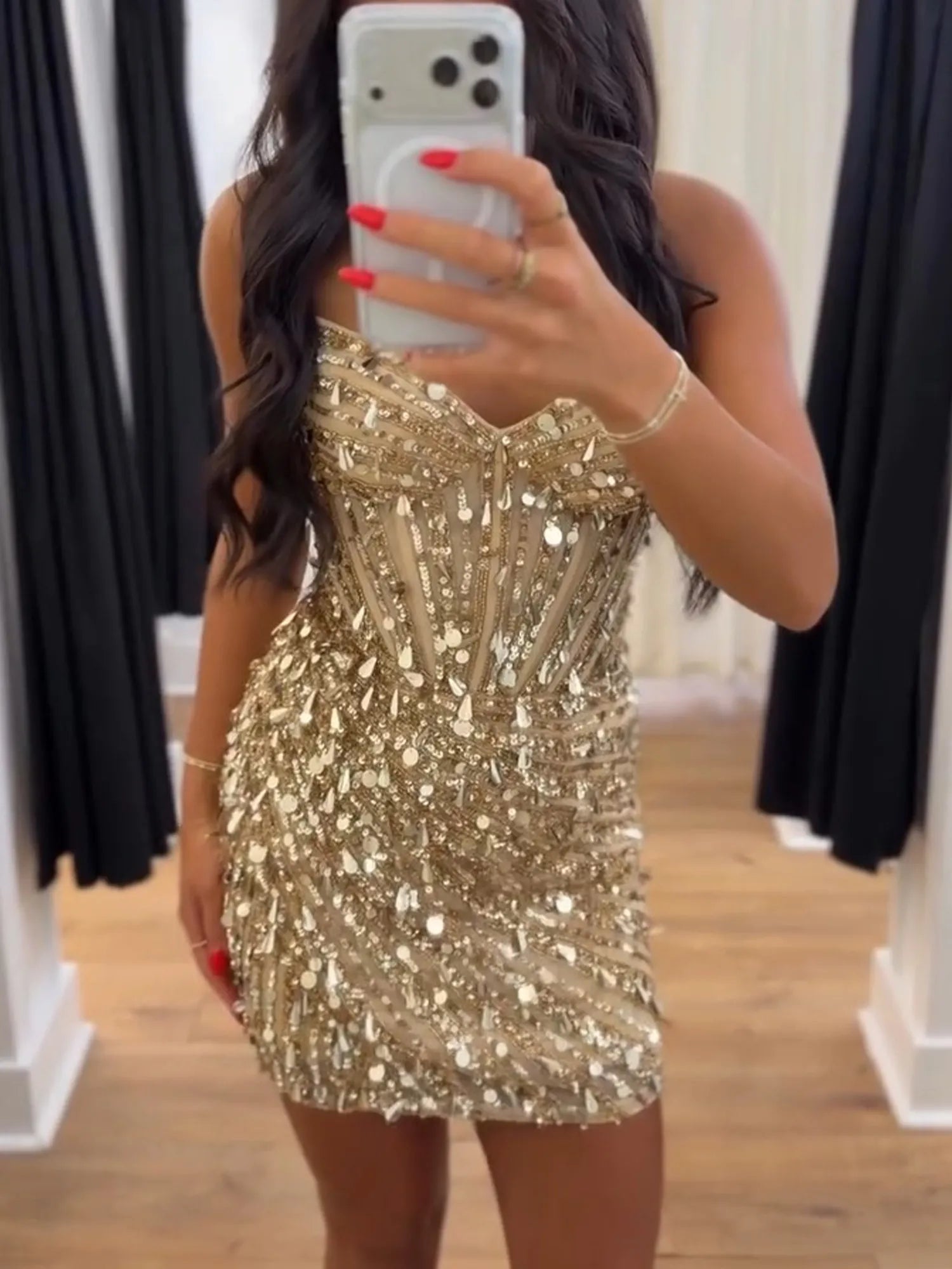 Sparkly Bodycon Sweetheart Short Homecoming Dress with Beading