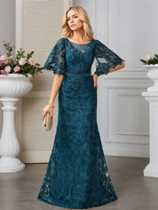 A-line Scoop Neck Floor-Length Lace Evening Dress With Appliques