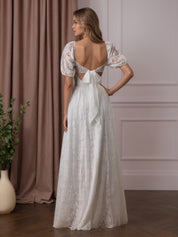 White A-Line Sweetheart Neckline Lace Wedding Dress