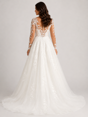 Elegant Long-Sleeve Lace Applique Tulle A-Line Wedding Dress with Chapel Train