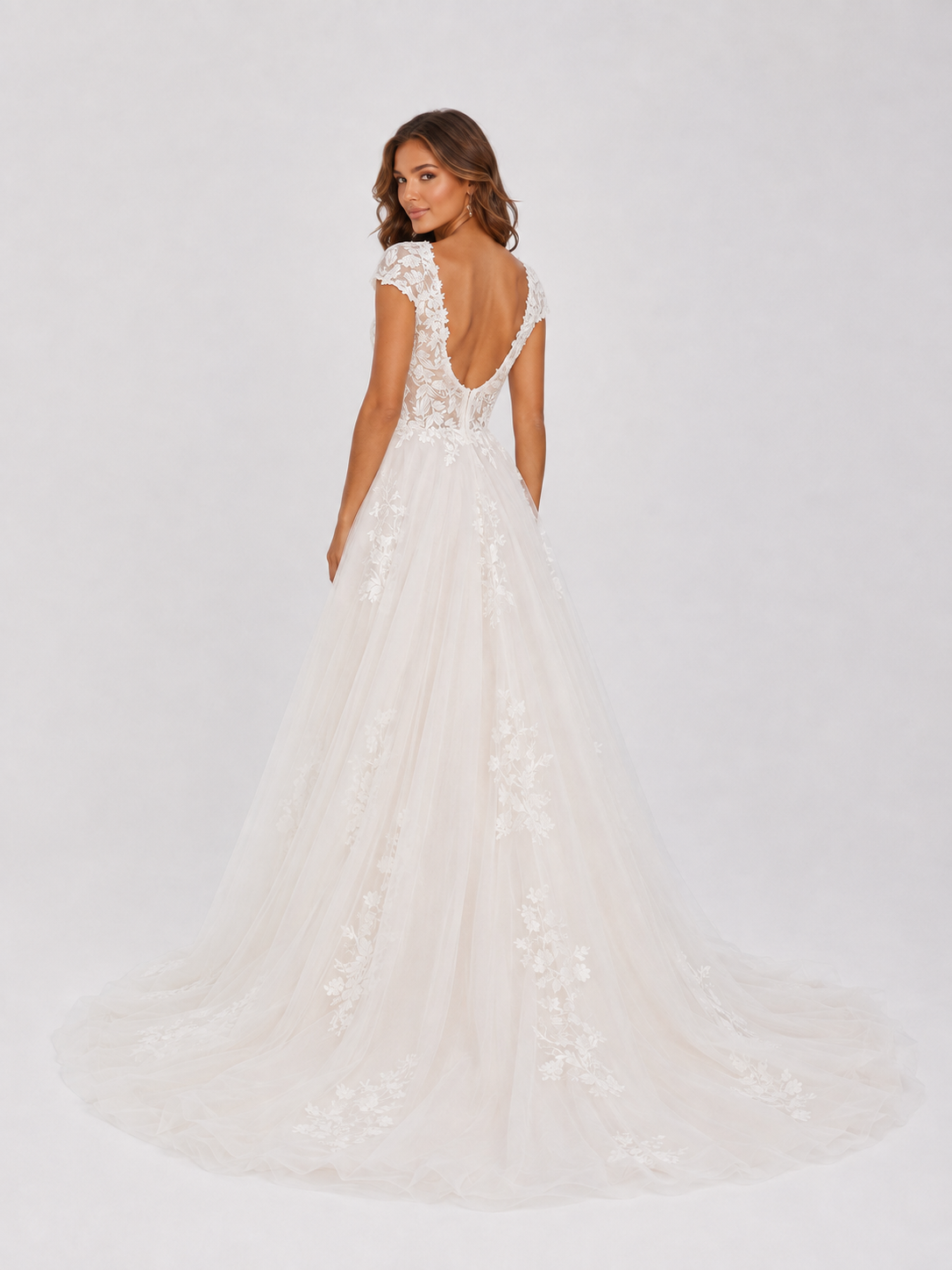 Elegant Floral Applique Tulle A-Line Wedding Dress with Sweep Train