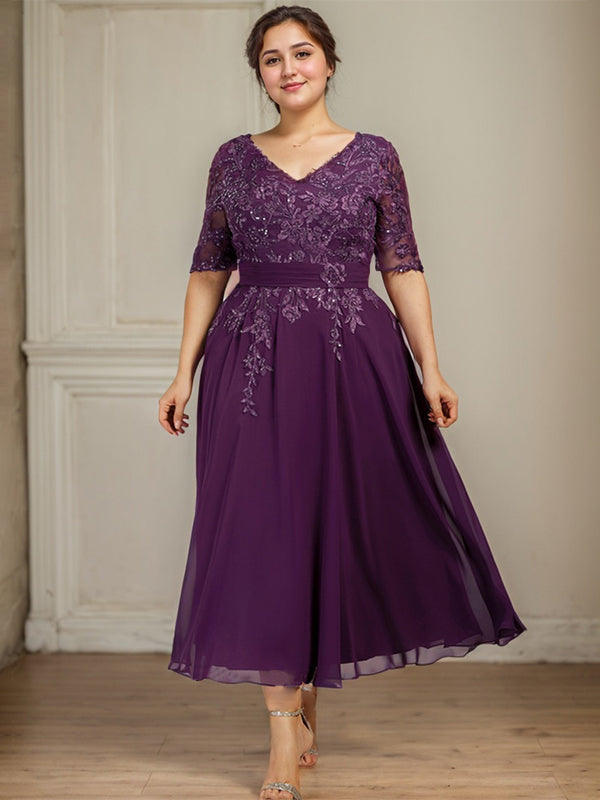 Robe de mère de la mariée trapèze, col en V, longueur genou, en mousseline de soie et dentelle, avec paillettes 