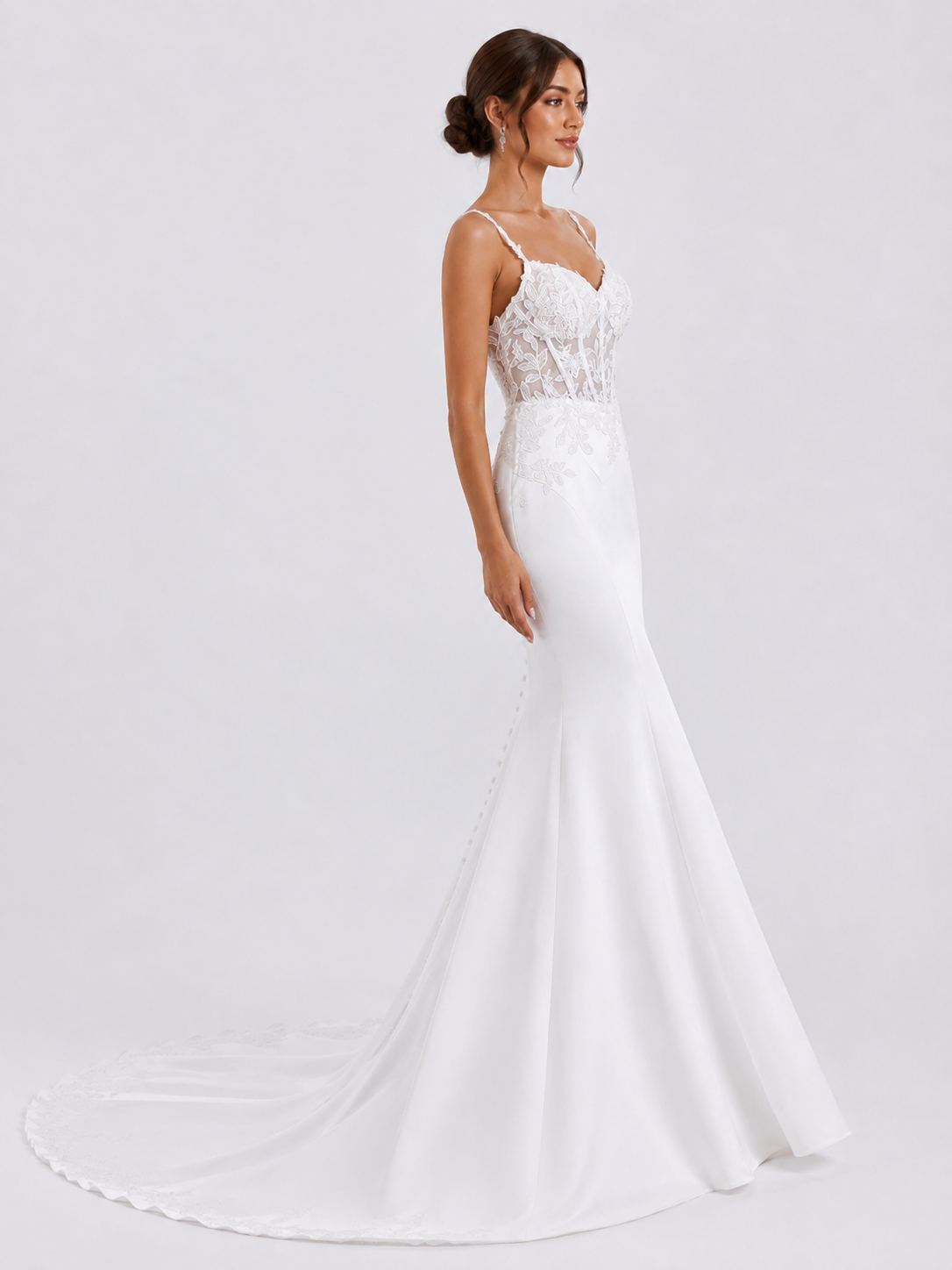 Elegant Sweetheart Lace-Applique Satin Mermaid Wedding Dress with Chapel Train