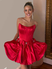 Red A-Line Strapless Short Satin Homecoming Dress With Bowknot