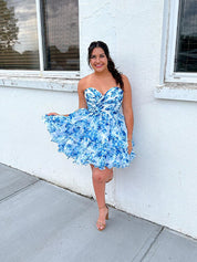 A-Line Sweetheart Short Tiered Print Chiffon Homecoming Dress