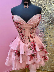 A-Line Sweetheart Strapless Appliquues Tiered Homecoming Dress