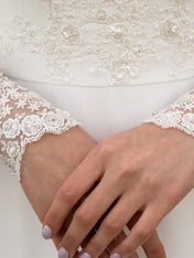 Long Sleeves Wedding Dresses V Neck Backless Bridal Dresses for Women