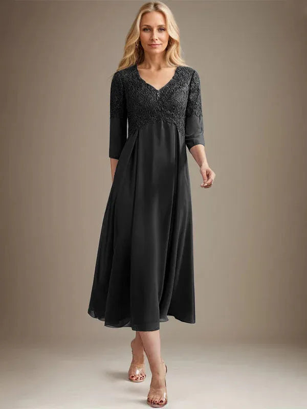 Robe de mère de la mariée trapèze, col en V, longueur genou, en mousseline de soie et dentelle, avec perles 