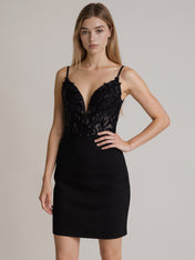 Bodycon V Neck Mini Homecoming Dress with Appliques