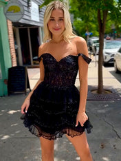 Black_A-Line_Short_Tiered_Homecoming_Dress_With_Appliques-1