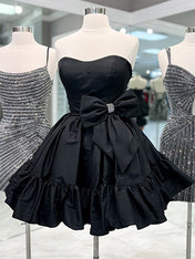 A-Line Strapless Short Satin Homecoming Dress With Bowknot