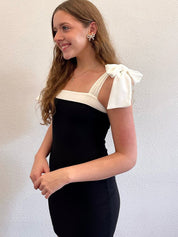 Black Bodycon Straps Satin Short Homecoming Dress