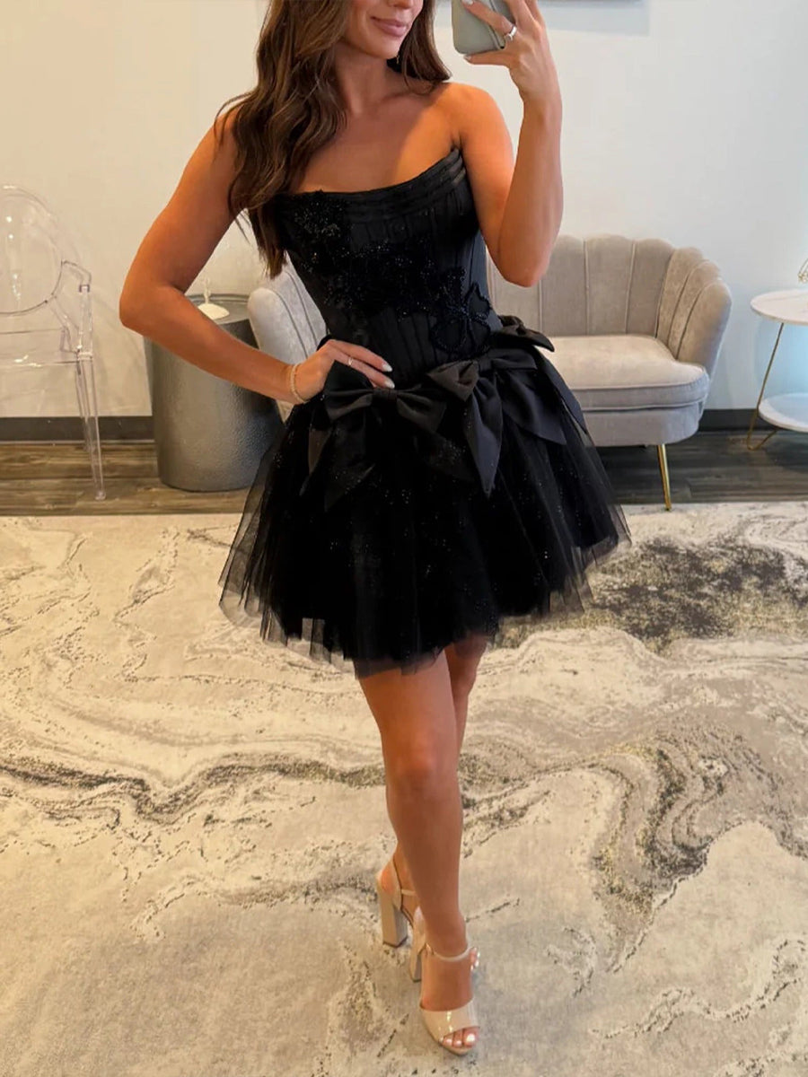 Dreamylily Women Black Strapless Beading Short Homecoming Dress with Waist Bow Dreamylily Women Black Strapless Beading Short Homecoming Dress with Waist Bow
