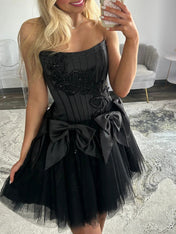 Black Strapless Beading Short Homecoming Dress with Waist Bow