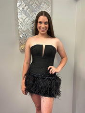 Black Strapless Sheath Short Homecoming Dress with Feather