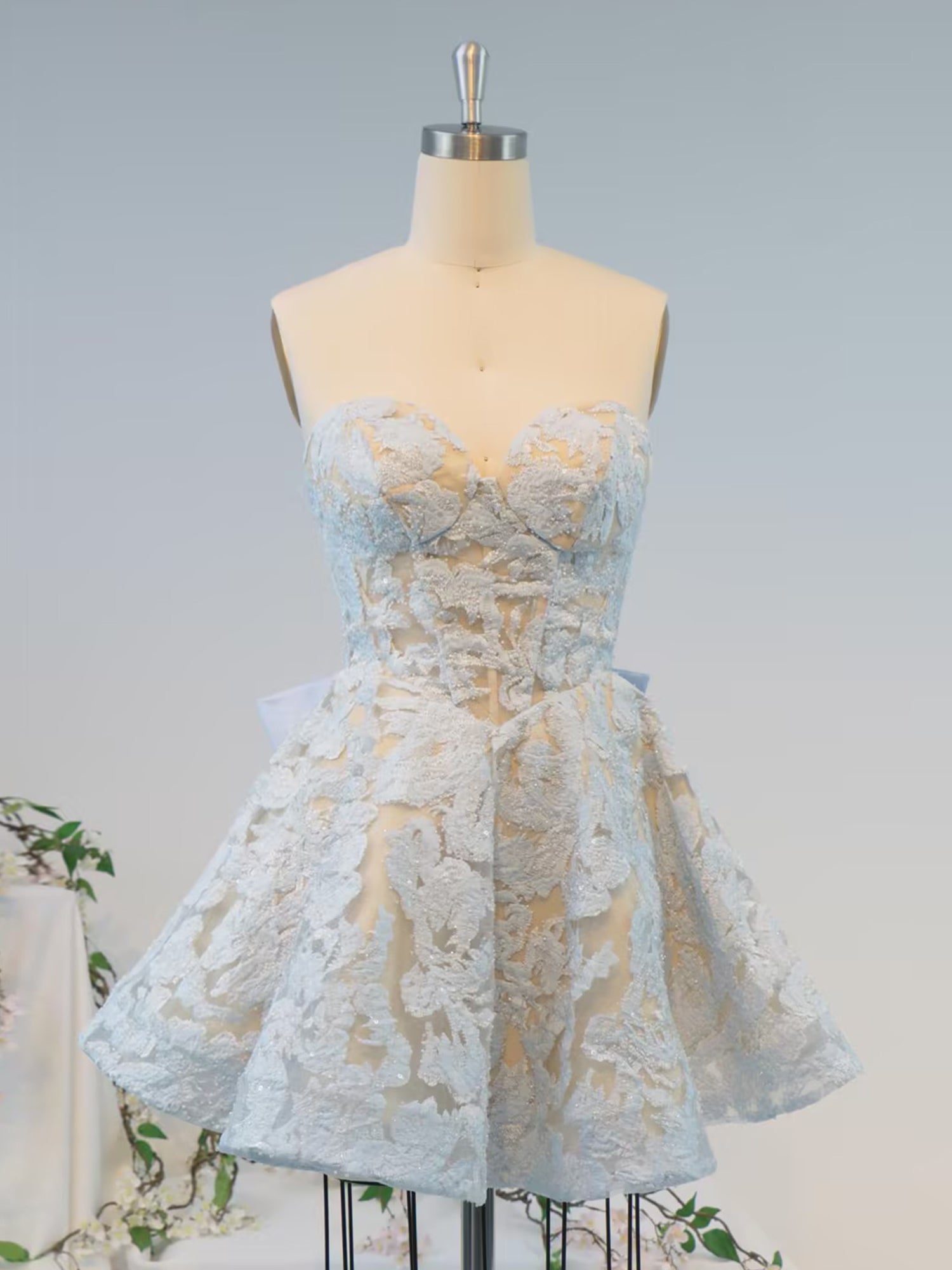 BlueFloralLaceCorsetShortHomecomingDress_1.jpg