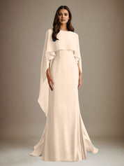Robe de mère de la mariée en mousseline, coupe fourreau/colonne, col bateau, longueur ras du sol, avec volants en cascade 