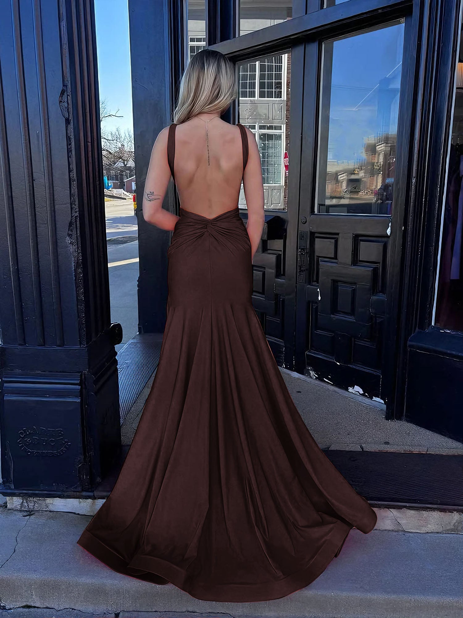 Brown-123_47a6fbaa-6d0c-499c-afbc-4d7b8e5315ad.jpg
