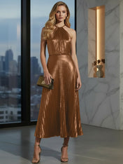 Luxurious Champagne-Gold Pleated Halter Midi Prom Dress