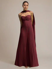 Green Chiffon A Line Off The Shoulder Sleeveless Floor Length Pleated Dress