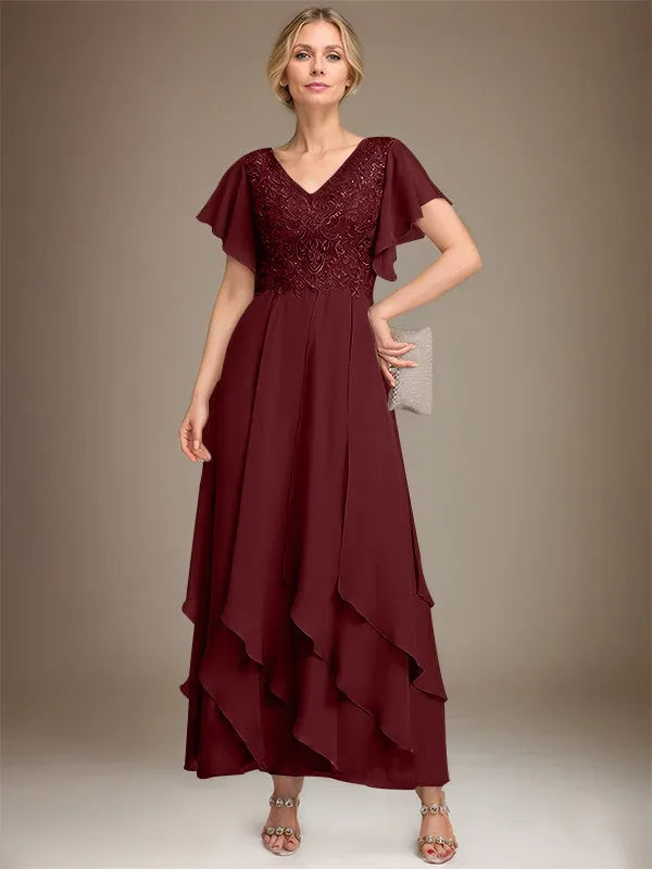 Robe de mère de la mariée trapèze, col en V, longueur cheville, en mousseline de soie et dentelle, avec volants en cascade 
