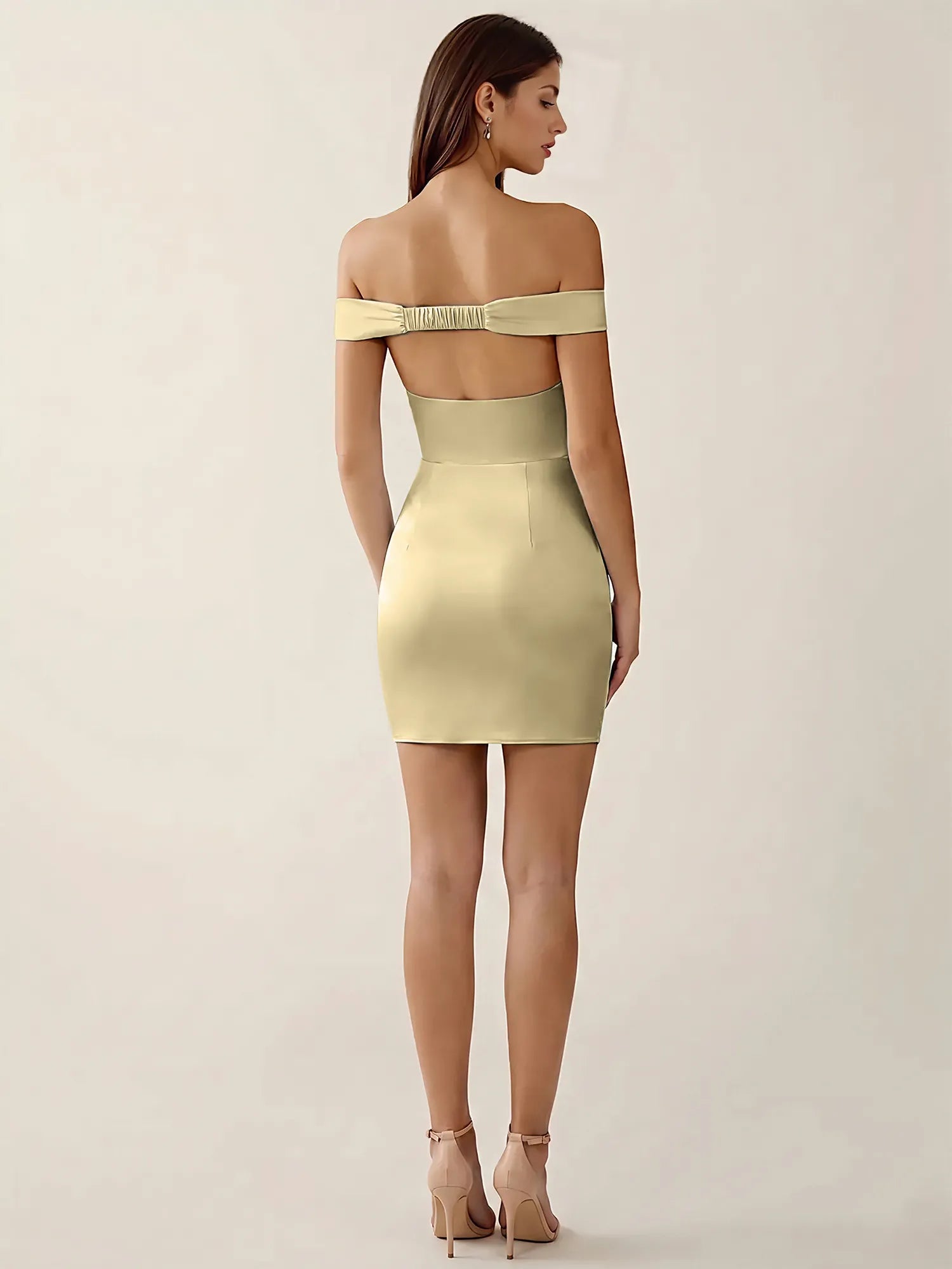 Champagne-20_fc0c76c4-0a05-4061-8844-ec8fcc624c25.webp