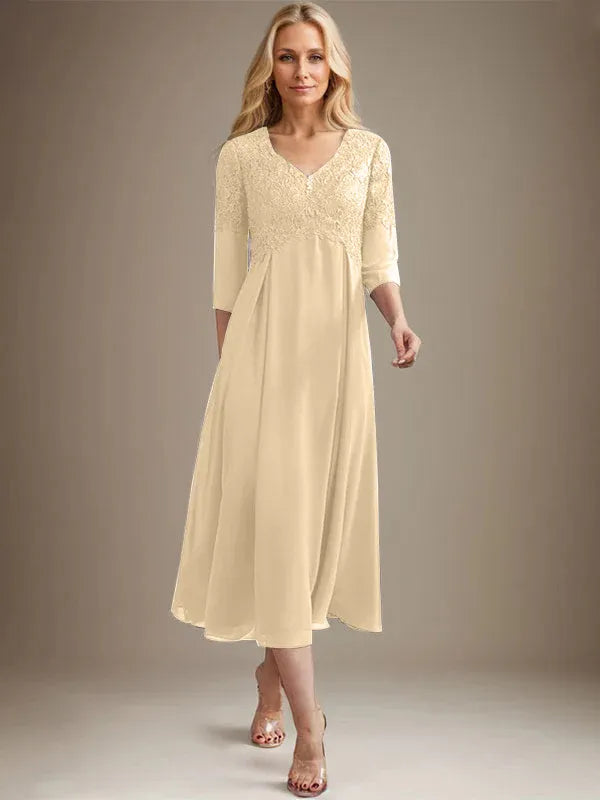 Robe de mère de la mariée trapèze, col en V, longueur genou, en mousseline de soie et dentelle, avec perles 
