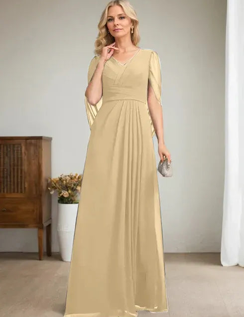 Robe longue bleu marine foncé à col en V et coupe trapèze pour mère de la mariée 