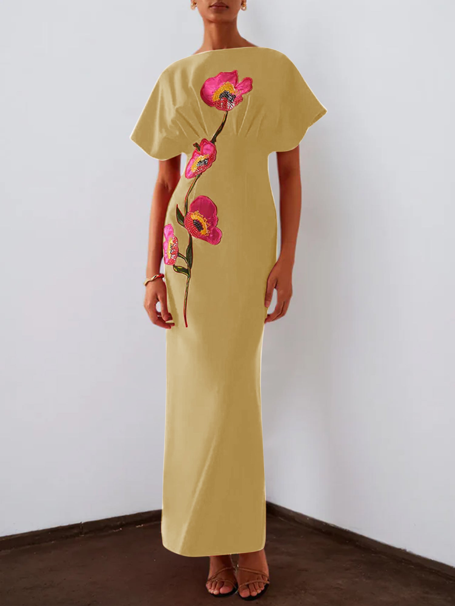 Red 3D Floral Appliqué Boat Neck Short Sleeve Backless Sheath Maxi Dress