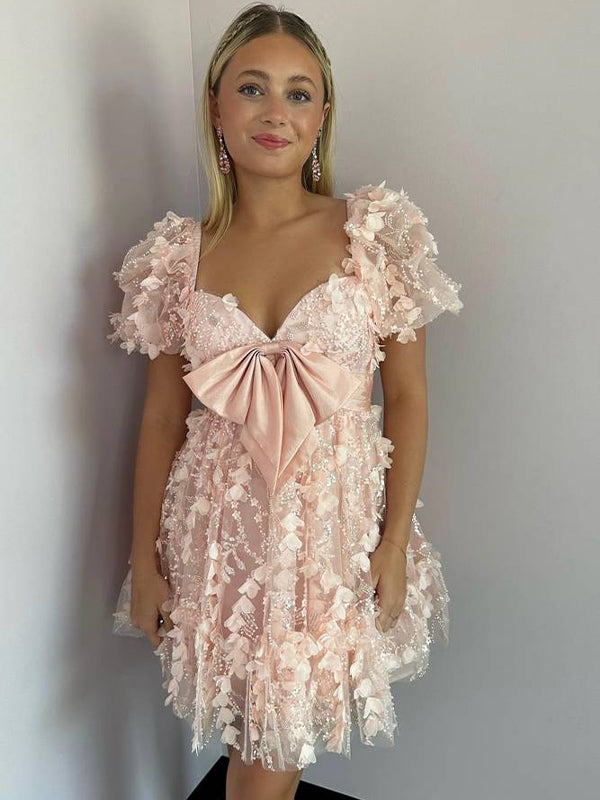 Champagne_A-Line_Puff_Sleeves_Short_Tulle_Homecoming_Dress_With_Bowknot