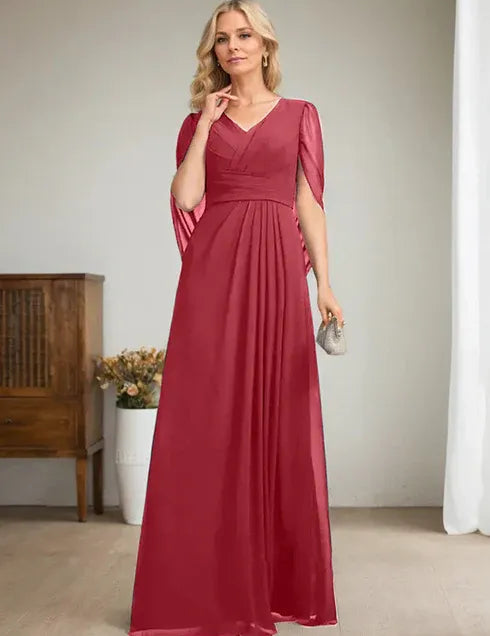 Robe longue bleu marine foncé à col en V et coupe trapèze pour mère de la mariée 