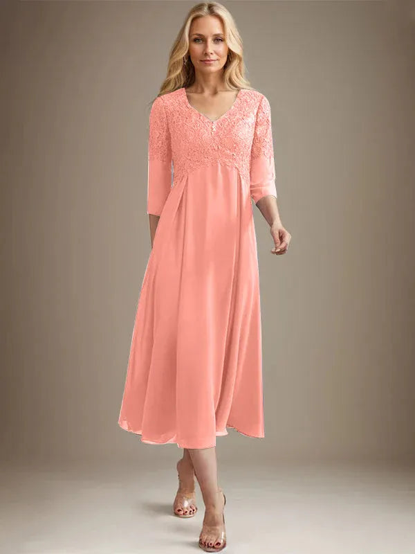 Robe de mère de la mariée trapèze, col en V, longueur genou, en mousseline de soie et dentelle, avec perles 