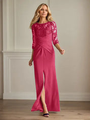 Robe fourreau en crêpe extensible prune pour mère de la mariée 