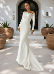 Long Sleeves Beach Wedding Dresses with Flower Mermaid Bridal Dress with Train