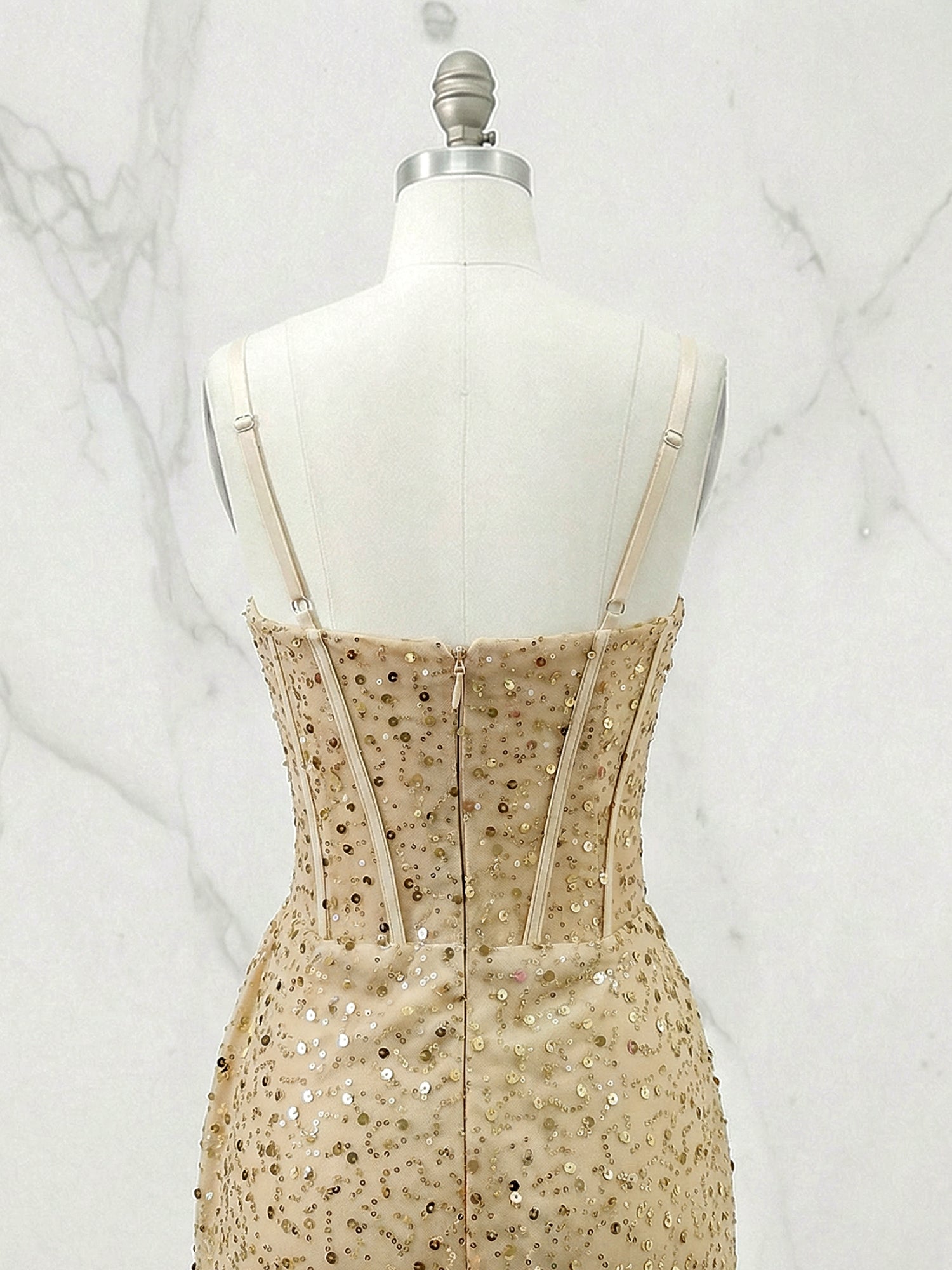 Glitter Bodycon Spaghetti Straps Sweetheart Short Homecoming Dress with Slit