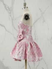Pink Strapless Pearl-Trimmed Floral Jacquard Short Homecoming Dresses with Side Bow
